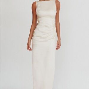 Selfie Leslie Leila Boat Neck Maxi Dress Ivory